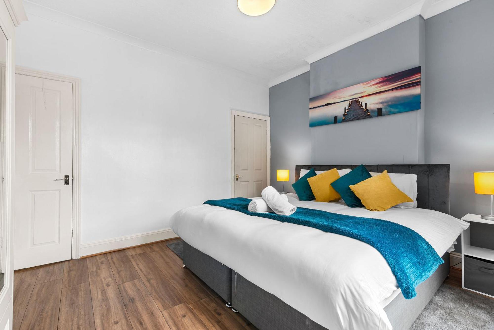 Hilltop Place Suites Near Meadowhall Шефилд Екстериор снимка