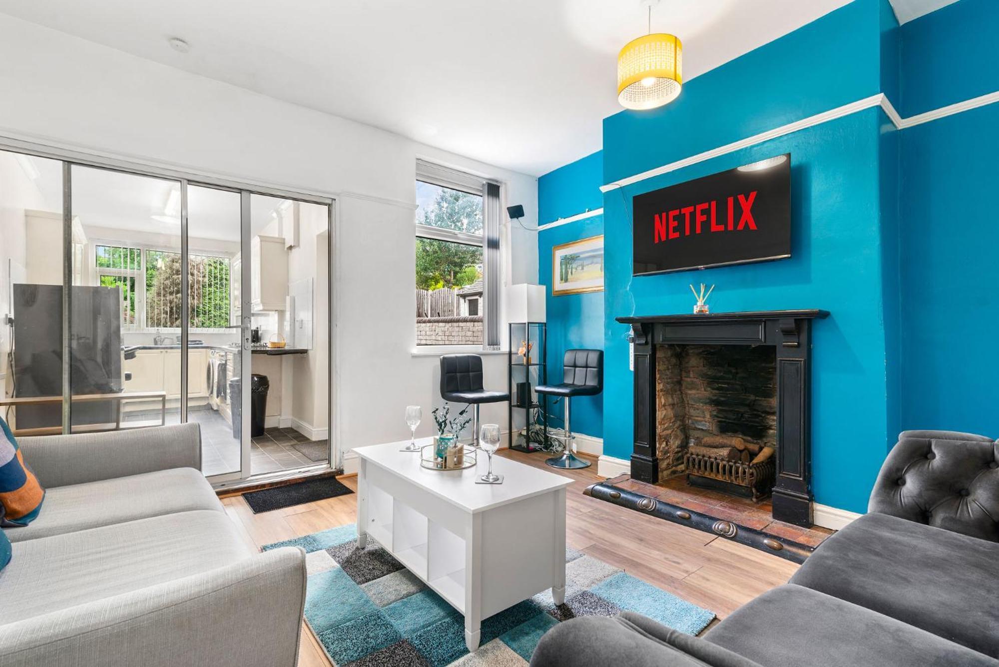Hilltop Place Suites Near Meadowhall Шефилд Екстериор снимка